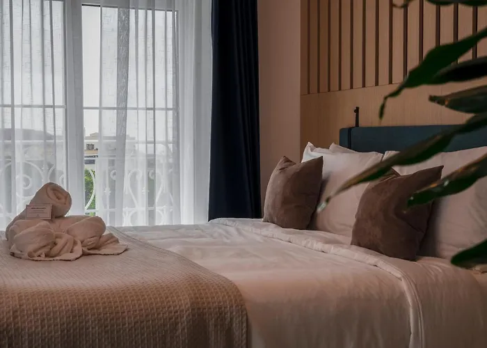 Townhouse17 Boutique Bed & Breakfast