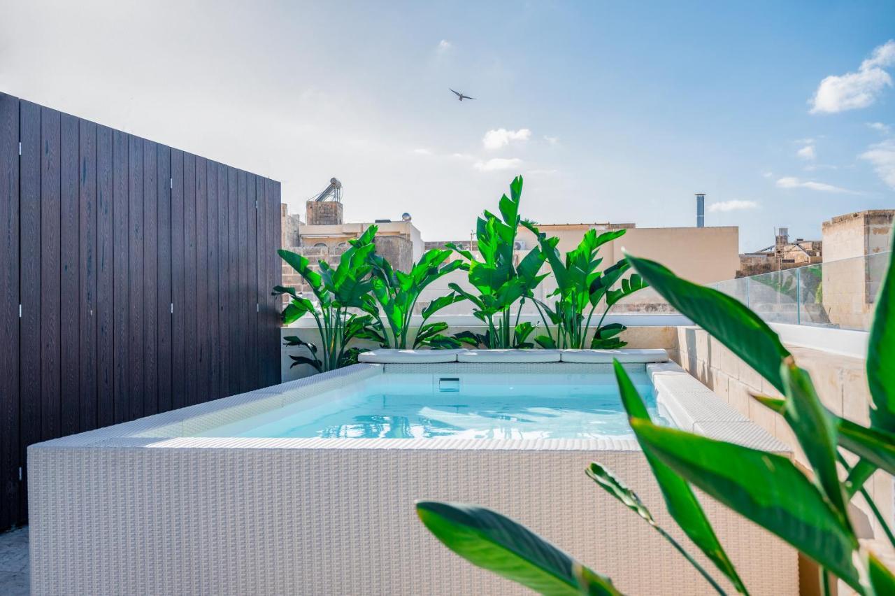 Townhouse17 Boutique Hotel 3*