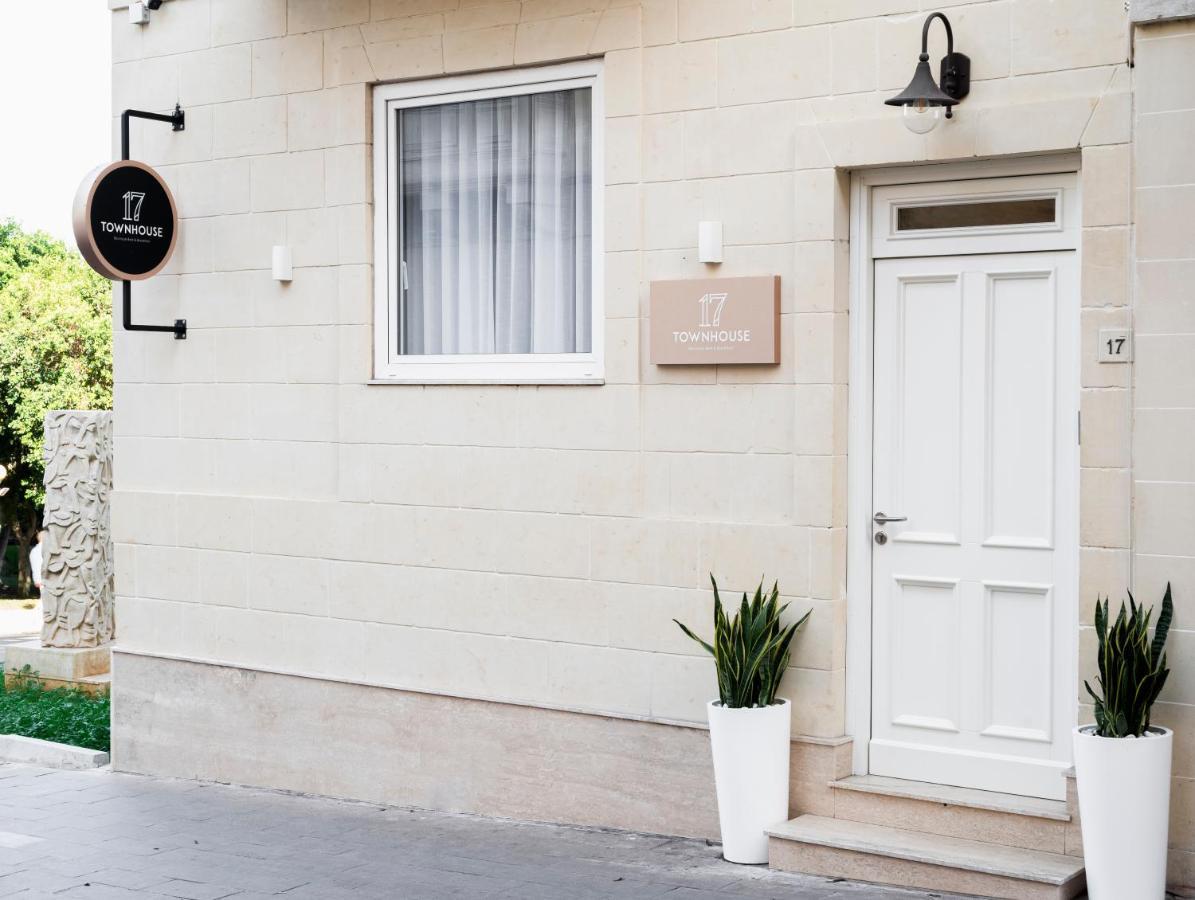 Townhouse17 Boutique 3*